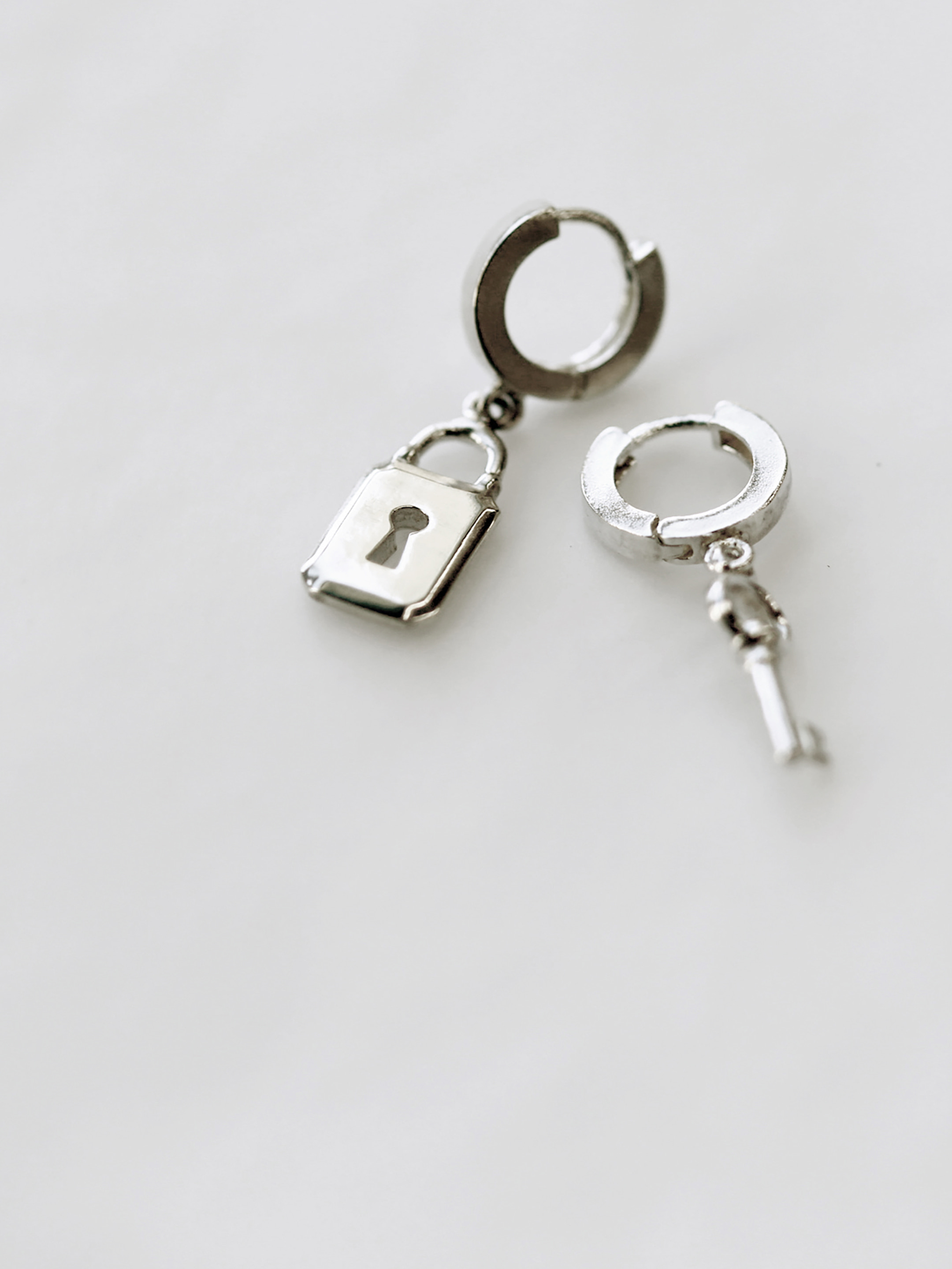 [Message Jewelry] 자물쇠&amp;열쇠 원터치 귀걸이
